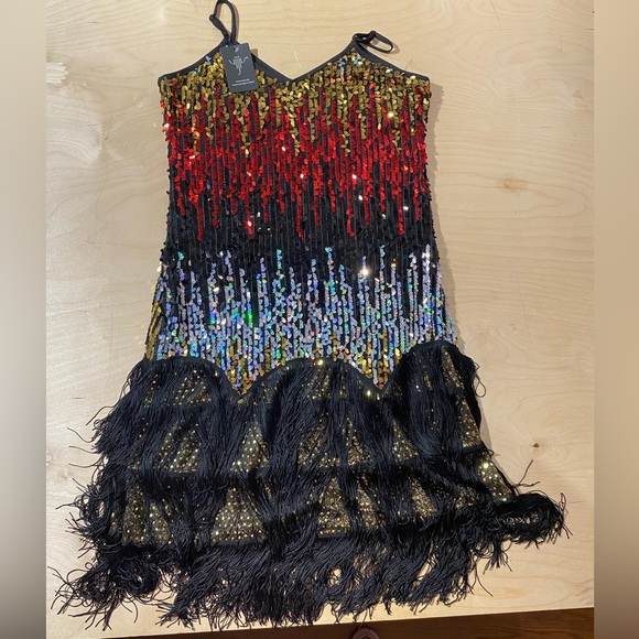 Sequin and Fringe Dress with Red and Black Accents 1XL (HM) - Picture 2 of 7